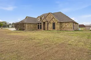 138 Atlee Dr, Weatherford, TX 76087 - Photo 3