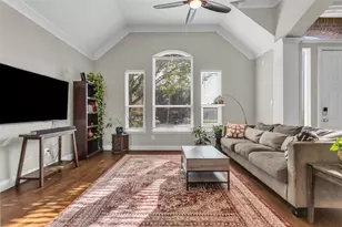 10319 Donley Dr, Irving, TX 75063 - Photo 7