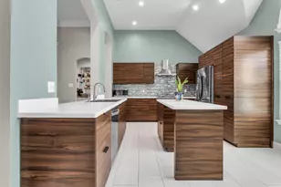 10319 Donley Dr, Irving, TX 75063 - Photo 19