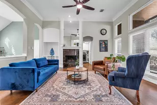 10319 Donley Dr, Irving, TX 75063 - Photo 11