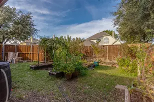 10319 Donley Dr, Irving, TX 75063 - Photo 37