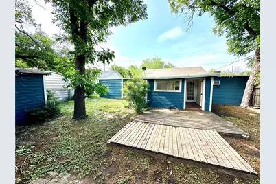 610 W Dale Street, Winters, TX 79567 - Photo 15