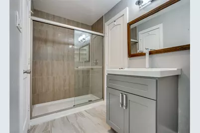 2910 S Country Club Road, Garland, TX 75043 - Photo 13