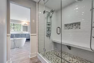 2910 S Country Club Rd, Garland, TX 75043 - Photo 21