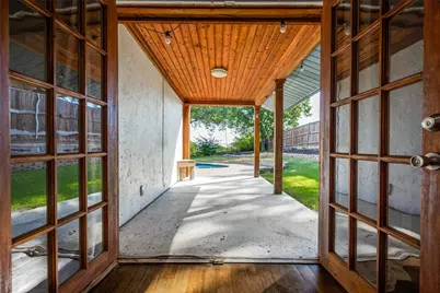 2910 S Country Club Road, Garland, TX 75043 - Photo 27