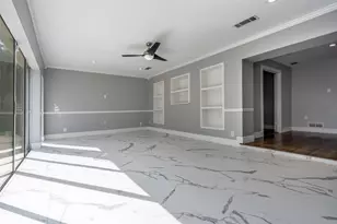 2910 S Country Club Rd, Garland, TX 75043 - Photo 15