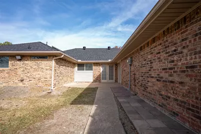 1610 Saint James Drive, Carrollton, TX 75007 - Photo 27