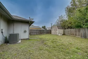11323 Golden Triangle Cir, Fort Worth, TX 76244 - Photo 15