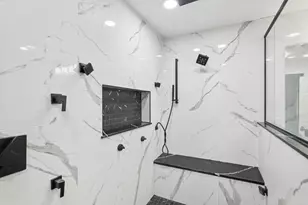 305 Meadow St, Saginaw, TX 76179 - Photo 23