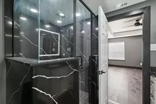 305 Meadow St, Saginaw, TX 76179 - Photo 17