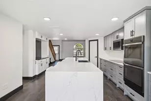 305 Meadow St, Saginaw, TX 76179 - Photo 11