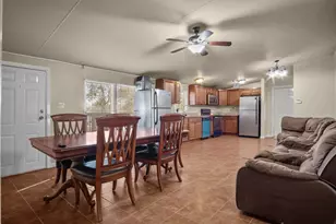 353 Prairie Ln, Azle, TX 76020 - Photo 13