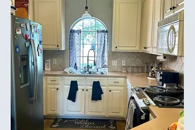 10504 Whitney Trace, Waco, TX 76708 - Photo 11