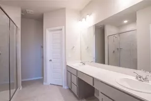 951 Hurstwood Dr, Van Alstyne, TX 75495 - Photo 17