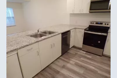 709 S 5th Street #1, Bonham, TX 75418 - Photo 5