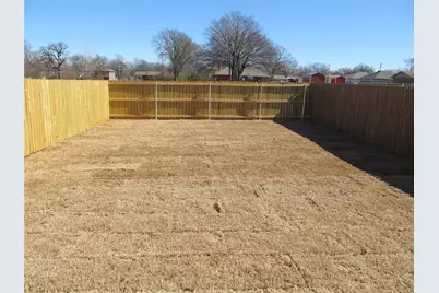 709 S 5th Street #1, Bonham, TX 75418 - Photo 33