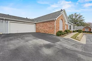 2224 Countryside Dr, Bedford, TX 76021 - Photo 23