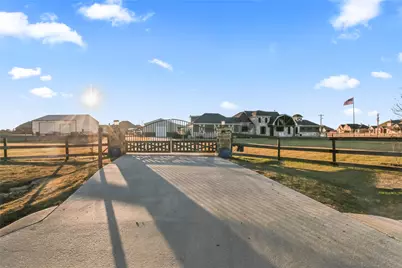 125 George Owens Road, Ponder, TX 76259 - Photo 33