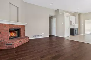 527 Alameda Ave, Duncanville, TX 75137 - Photo 11