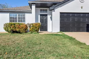 527 Alameda Ave, Duncanville, TX 75137 - Photo 3