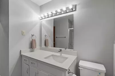 1021 Blue Lake Drive, Fort Worth, TX 76103 - Photo 15