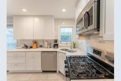 5104 Maple Springs Boulevard, Dallas, TX 75235 - Photo 17