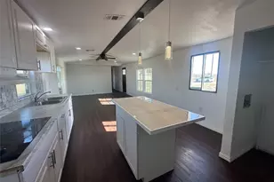 211 Alton, Ennis, TX 75119 - Photo 7