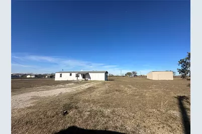 211 Alton, Ennis, TX 75119 - Photo 29