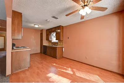 6640 Fair Oaks Drive, Watauga, TX 76148 - Photo 9