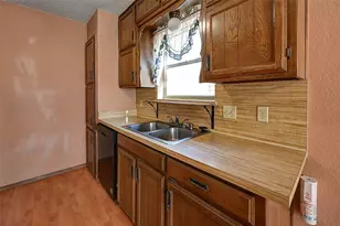 6640 Fair Oaks Dr, Watauga, TX 76148 - Photo 15