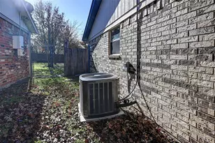 6640 Fair Oaks Dr, Watauga, TX 76148 - Photo 37