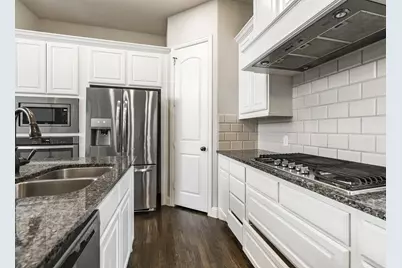 5215 Wakefield Drive, Irving, TX 75038 - Photo 15
