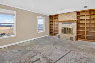 1055 Harmony Cir, Weatherford, TX 76087 - Photo 7