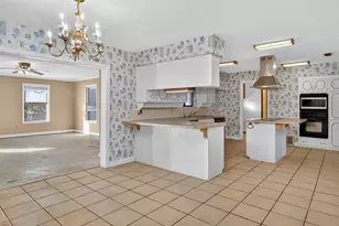 1055 Harmony Cir, Weatherford, TX 76087 - Photo 15