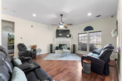 1411 Brittany Lane, Mansfield, TX 76063 - Photo 5