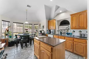 1411 Brittany Ln, Mansfield, TX 76063 - Photo 3