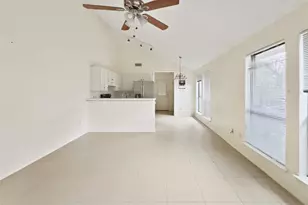 1106 Hollis St, Arlington, TX 76013 - Photo 3