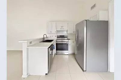 1106 Hollis Street #B, Arlington, TX 76013 - Photo 5