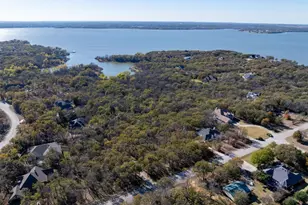 1011 Turquoise Ln, Oak Point, TX 75068 - Photo 1