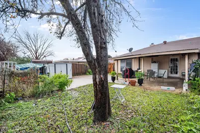 2920 Hilltop Drive, Euless, TX 76039 - Photo 31