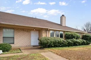 2920 Hilltop Dr, Euless, TX 76039 - Photo 5