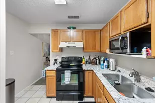 2920 Hilltop Dr, Euless, TX 76039 - Photo 19