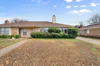 2920 Hilltop Drive, Euless, TX 76039 - Photo 1