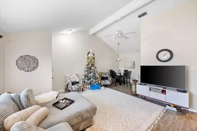 2920 Hilltop Drive, Euless, TX 76039 - Photo 9