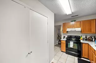 2920 Hilltop Dr, Euless, TX 76039 - Photo 17