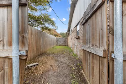 1245 N Knowles Drive, Saginaw, TX 76179 - Photo 19