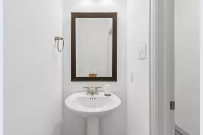 1106 Bowie Drive, Lewisville, TX 75077 - Photo 11