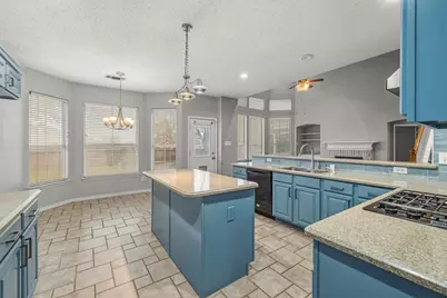 2004 Melissa Diane Street, Mansfield, TX 76063 - Photo 5