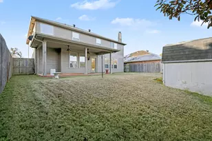 415 Hidden Ridge Dr, Burleson, TX 76028 - Photo 37