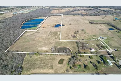 840 County Road 4817, Wolfe City, TX 75496 - Photo 27